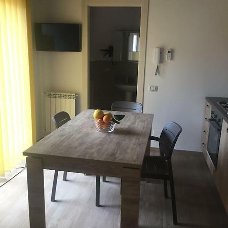Casa Vacanze La Pergola@ Villa Теразини Екстериор снимка
